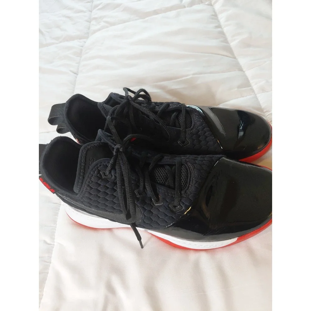 Lebron Witness 3 BQ9819-001 Black‎ Red Mens Size 9